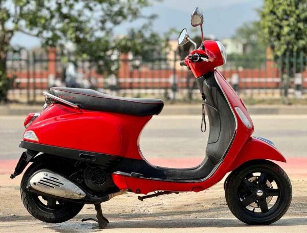 2015 Vespa LT 125