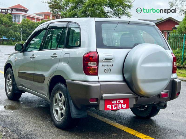 Toyota RAV4 2005 -  4WD