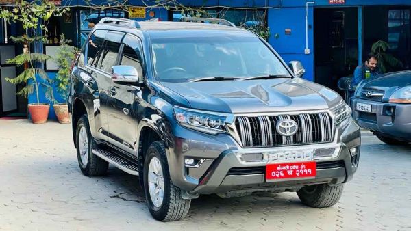 2021 Toyota Prado VX