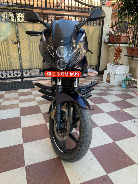 Pulsar 220F on Sale 