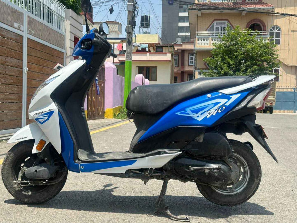 76 lot Honda dio sale or exchange 