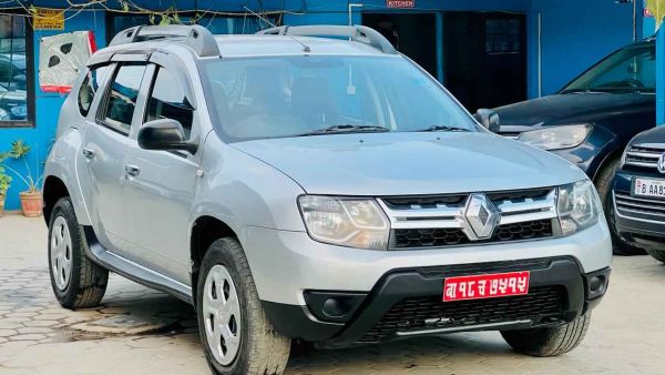 2017 Renault Duster Rxe