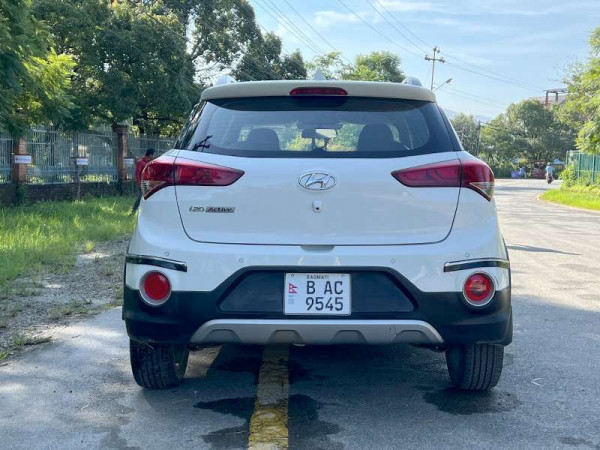 Hyundai Active S 2018