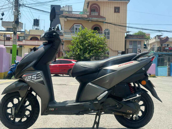 107 lot Tvs Ntorq 125cc 