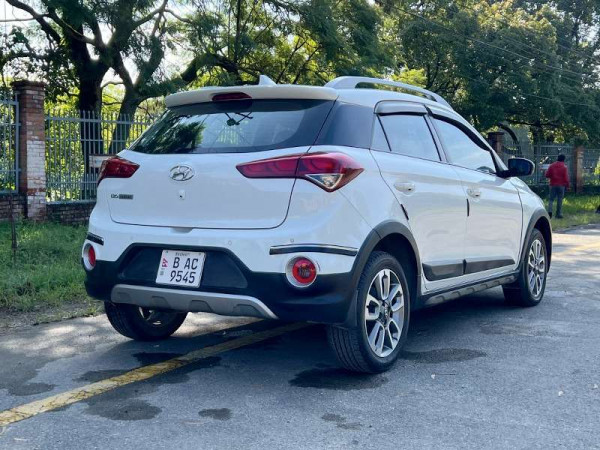 Hyundai Active S 2018