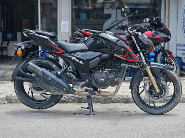 RTR 200 4V 017 lot