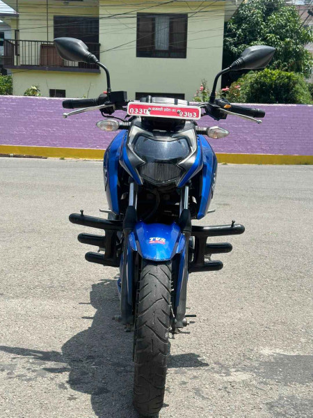 TVS Apache RTR 160 4v 