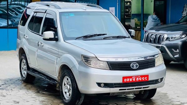 2014 Tata Safari Strome Lx