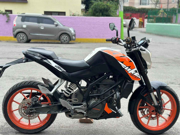 Ktm duke 200 bs4 