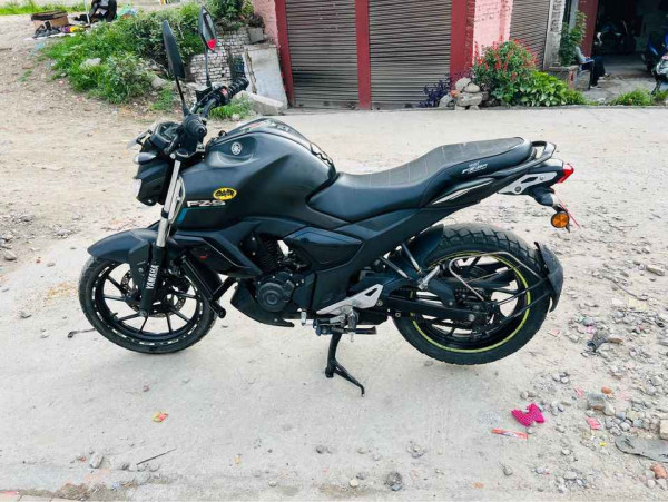 2021 Yamaha 150 fzs v3 Fi 