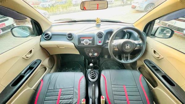 2015 Honda Amaze SMT 