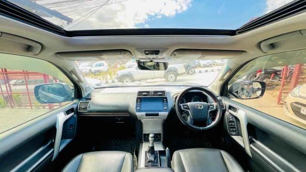 2021 Toyota Prado VX