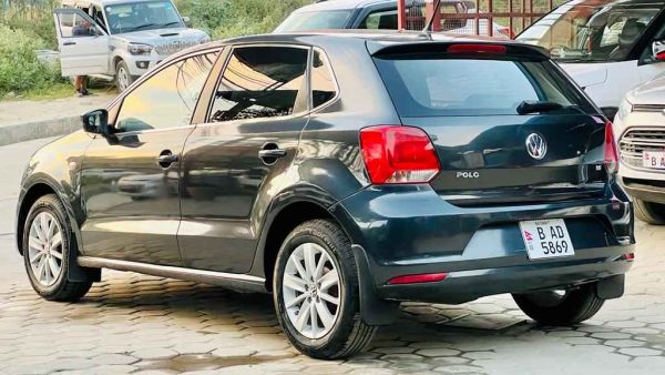 2015 Volkswagen Polo 1.6 Highline 