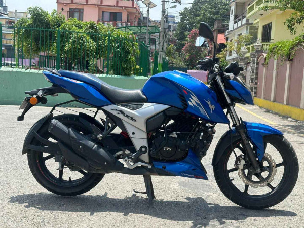 TVS Apache RTR 160 4v 
